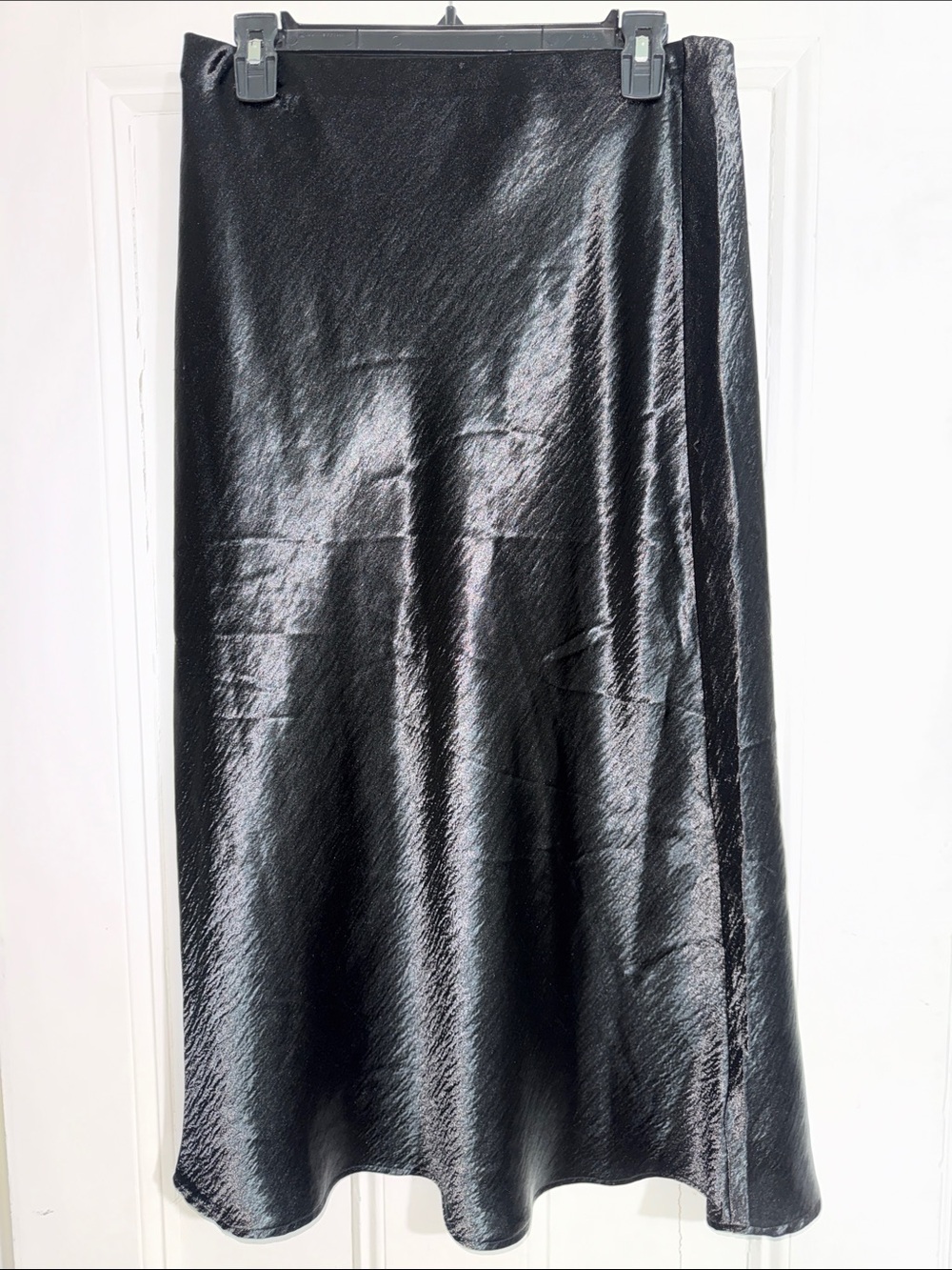 Rachel Zoe Black Satin Crinkle Midi Slip Skirt Size Large - Picture 2 of 6